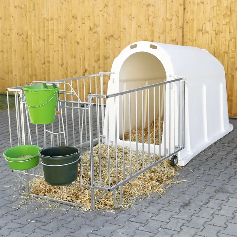 Kälberhütte CalfHouse PE UV+ mit schwerer Umzäunung Top-Angebot