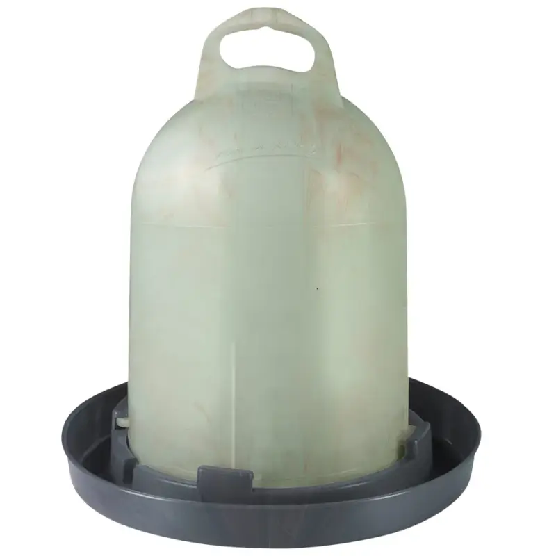 Ausverkauf Recycle-Kunststofftränke 5,5 l