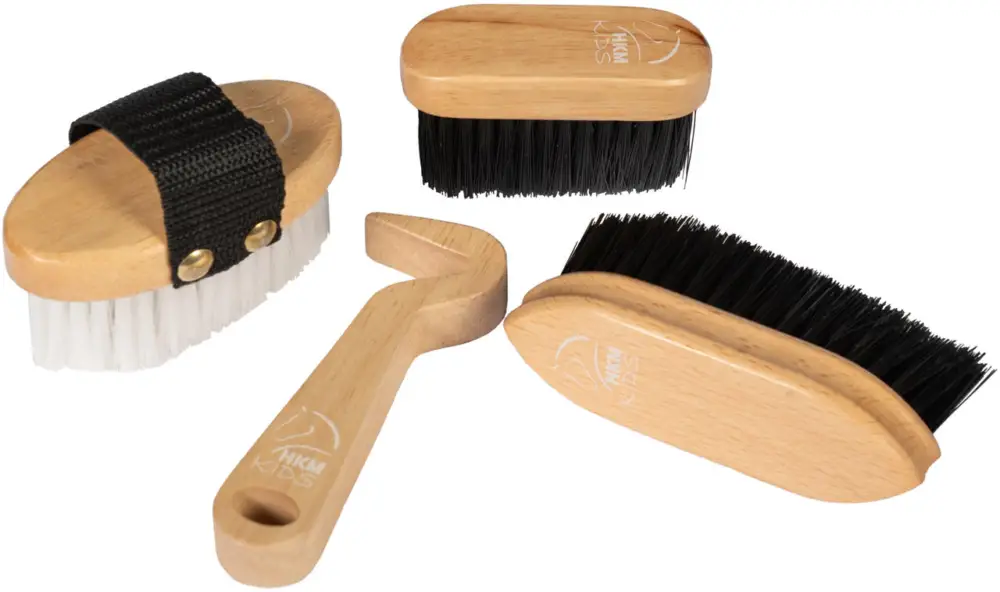 Jetzt Bestellen HKM Putzset Holz -Hobby Horsing- natur