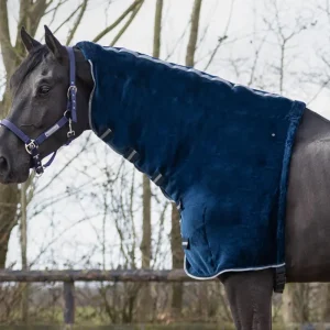 Garantierte Lieferung QHP Halsteil Fluff navy, M