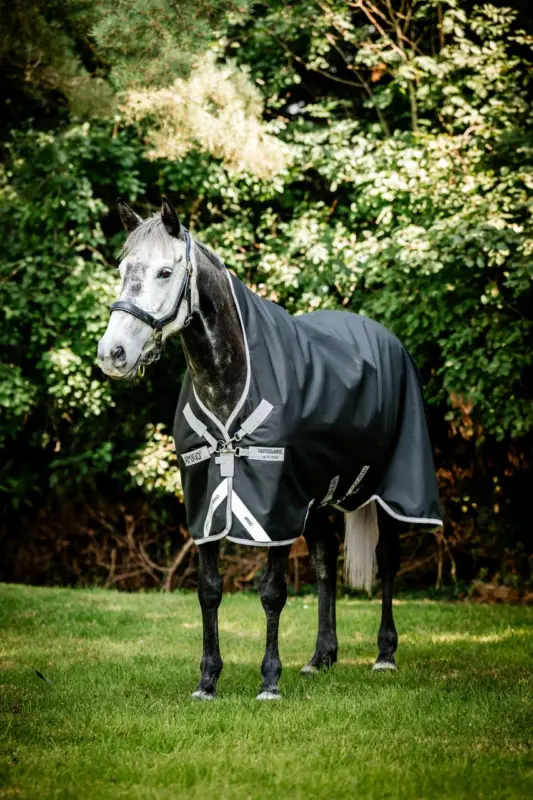 Sonderaktion Horseware Amigo 1200D Wug Turnout 50g black/titanium grey & silver, 125 cm