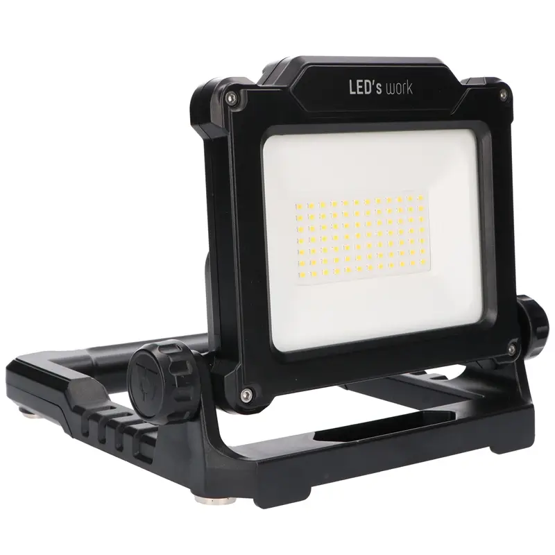 LED Akku-Strahler mit Adapter - Baustrahler, Multi Akku Arbeitsleuchte, 20W, 2500lm Sonderaktion